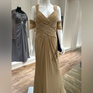 120605 Sheath Champagne Mother's Dress Size 10 by Cameron Blake